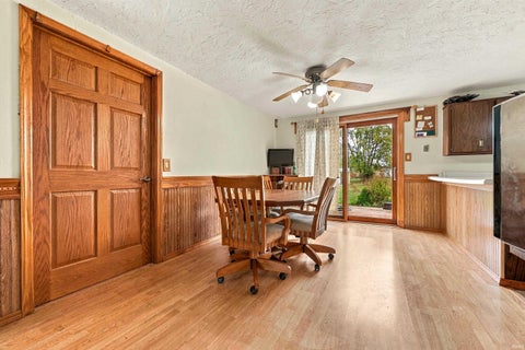 Tiny photo for 2900 S Andrews Road, Yorktown, IN 47396 (MLS # 202643788)