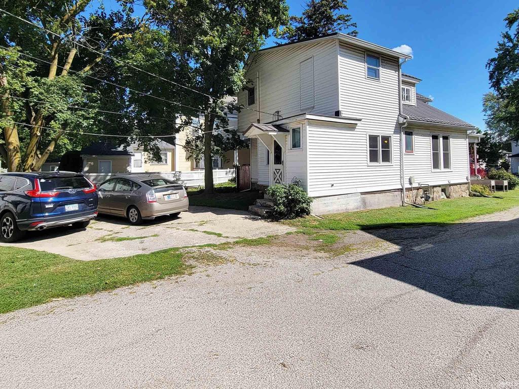 Photo of 307 N Detroit Street, Lagrange, IN 46761 (MLS # 202603030)