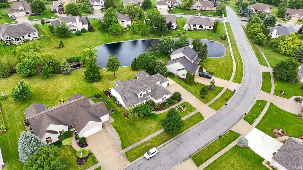 Photo of 12811 Crystal Creek Parkway, Fort Wayne, IN 46845 (MLS # 202632402)