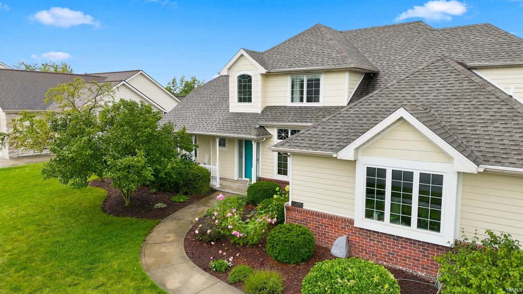 Photo of 12811 Crystal Creek Parkway, Fort Wayne, IN 46845 (MLS # 202632402)