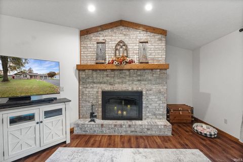 Tiny photo for 574 S Meadow Lane East Drive, Frankfort, IN 46041 (MLS # 202545494)