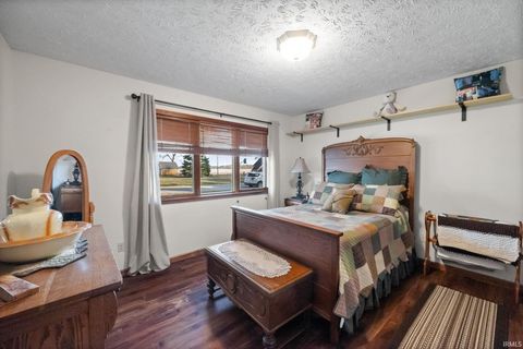 Tiny photo for 574 S Meadow Lane East Drive, Frankfort, IN 46041 (MLS # 202545494)