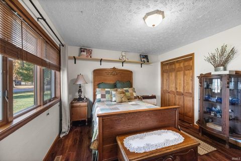 Tiny photo for 574 S Meadow Lane East Drive, Frankfort, IN 46041 (MLS # 202545494)