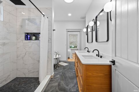 Tiny photo for 1400 Adams Street, Lafayette, IN 47905 (MLS # 202612793)