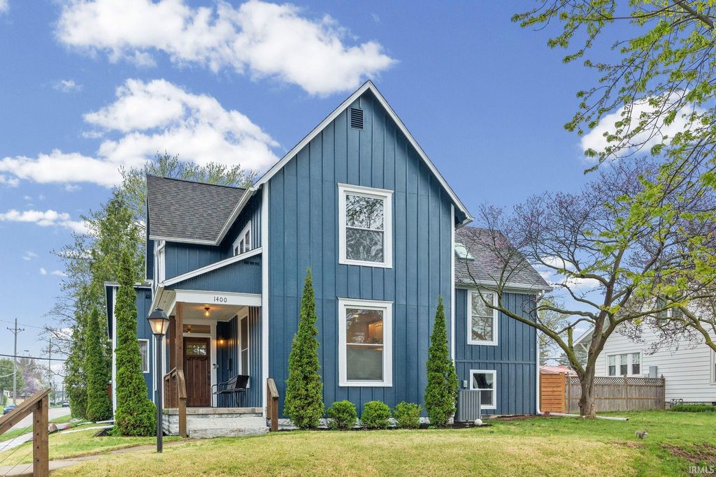 Photo of 1400 Adams Street, Lafayette, IN 47905 (MLS # 202612793)