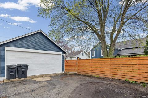 Tiny photo for 1400 Adams Street, Lafayette, IN 47905 (MLS # 202612793)