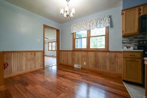 Tiny photo for 20 ALTA Lane, Kokomo, IN 46902 (MLS # 202617985)