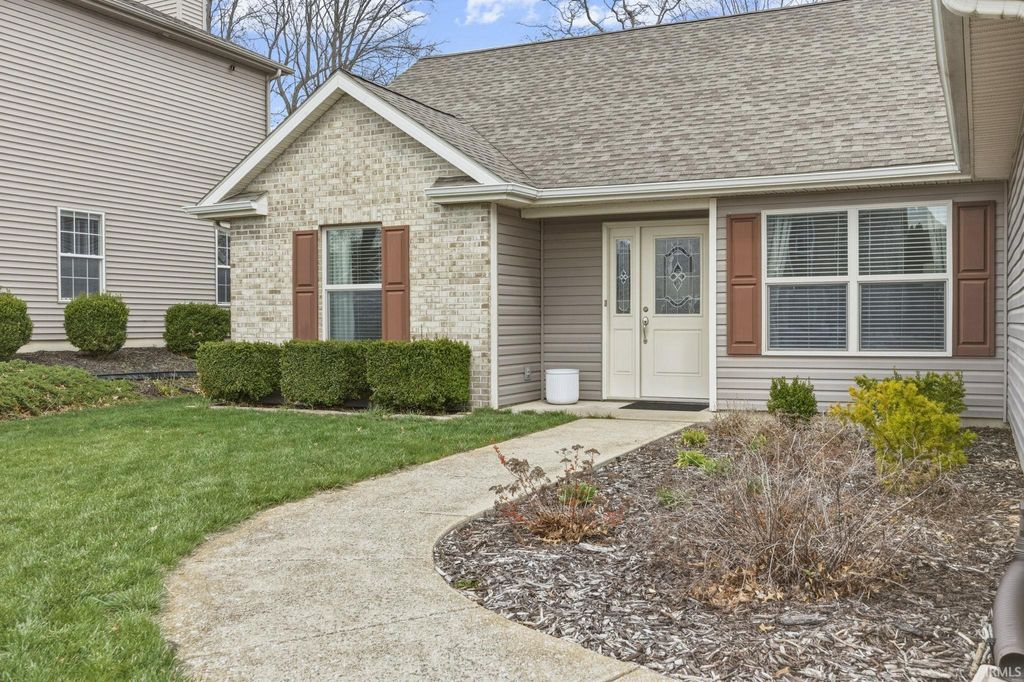Photo of 2812 Grosbeak Lane, West Lafayette, IN 47906 (MLS # 202611096)