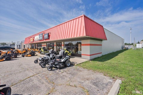 Tiny photo for 1947 S Elizabeth Street, Kokomo, IN 46902 (MLS # 202633611)