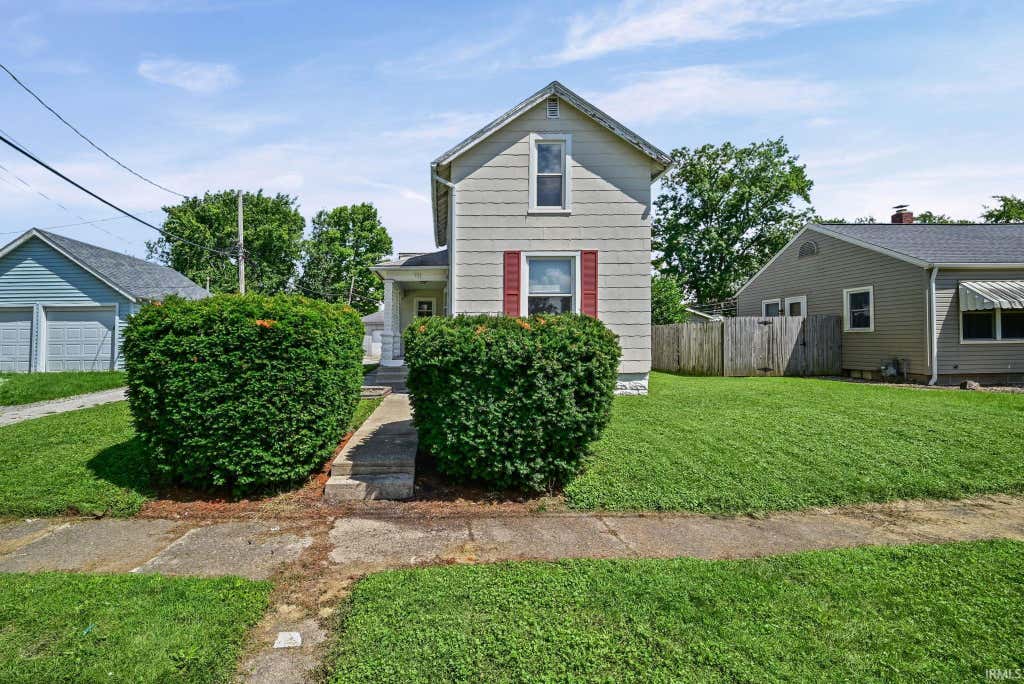 Photo of 711 S 30th Street, Lafayette, IN 47904 (MLS # 202633942)