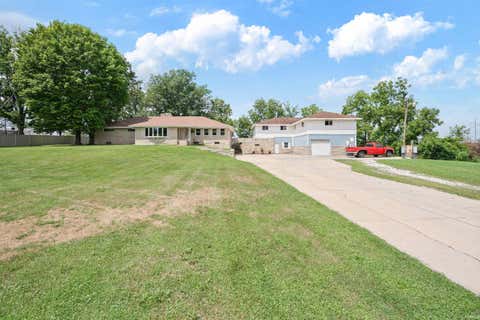Tiny photo for 4587 S 50 E Road, Kokomo, IN 46902 (MLS # 202630207)