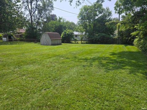 Tiny photo for 1615 W 9Th Street, Marion, IN 46953 (MLS # 202630120)