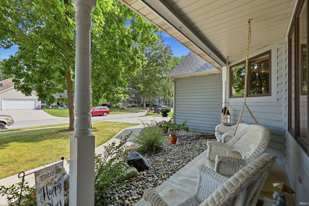 Photo of 1309 Sanders Drive, Auburn, IN 46706 (MLS # 202632260)