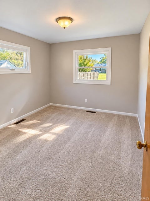 Tiny photo for 7427 Capri Drive, Fort Wayne, IN 46819 (MLS # 202643775)