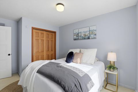 Tiny photo for 180 Bayshore Drive, Cicero, IN 46034 (MLS # 202607614)