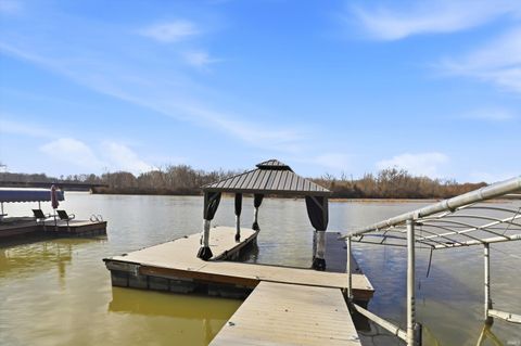 Tiny photo for 180 Bayshore Drive, Cicero, IN 46034 (MLS # 202607614)