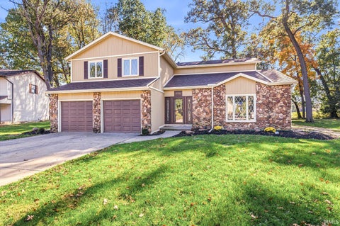 Tiny photo for 16066 Baywood Lane, Granger, IN 46530 (MLS # 202643756)