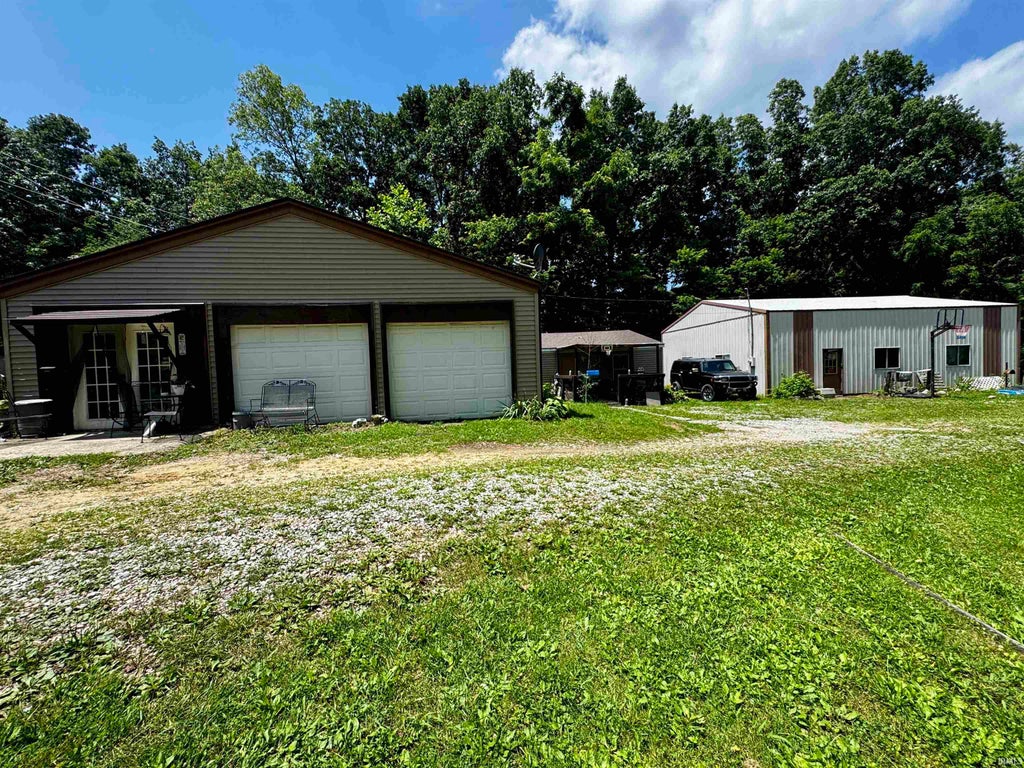 Photo of 4005 Texas Pike Road, Spencer, IN 47460 (MLS # 202626517)