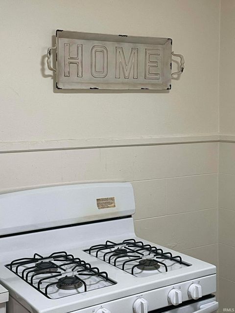 Tiny photo for 1110 E Taylor Street, Kokomo, IN 46901 (MLS # 202604354)