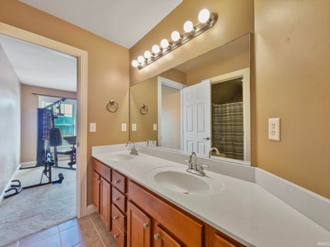 Tiny photo for 2616 Thornhill Drive, Evansville, IN 47725 (MLS # 202627242)