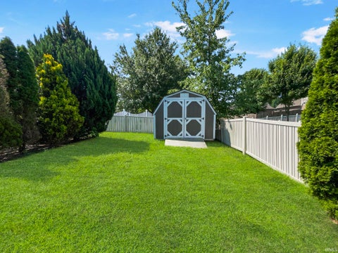 Tiny photo for 2616 Thornhill Drive, Evansville, IN 47725 (MLS # 202627242)