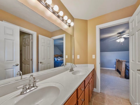 Tiny photo for 2616 Thornhill Drive, Evansville, IN 47725 (MLS # 202627242)