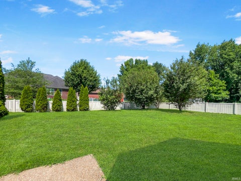 Tiny photo for 2616 Thornhill Drive, Evansville, IN 47725 (MLS # 202627242)