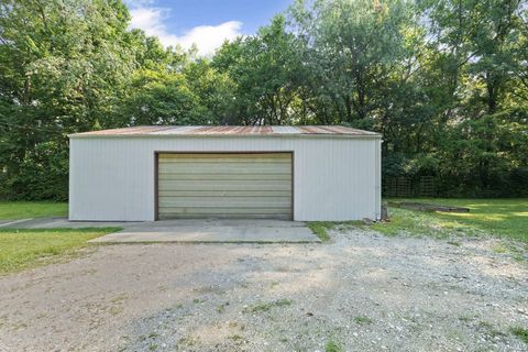 Tiny photo for 2561 S 231 Highway, Lafayette, IN 47909 (MLS # 202531888)