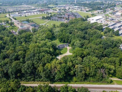 Tiny photo for 2561 S 231 Highway, Lafayette, IN 47909 (MLS # 202531888)
