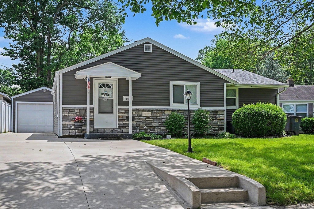 Photo of 1420 Joyce Drive, South Bend, IN 46616 (MLS # 202630916)