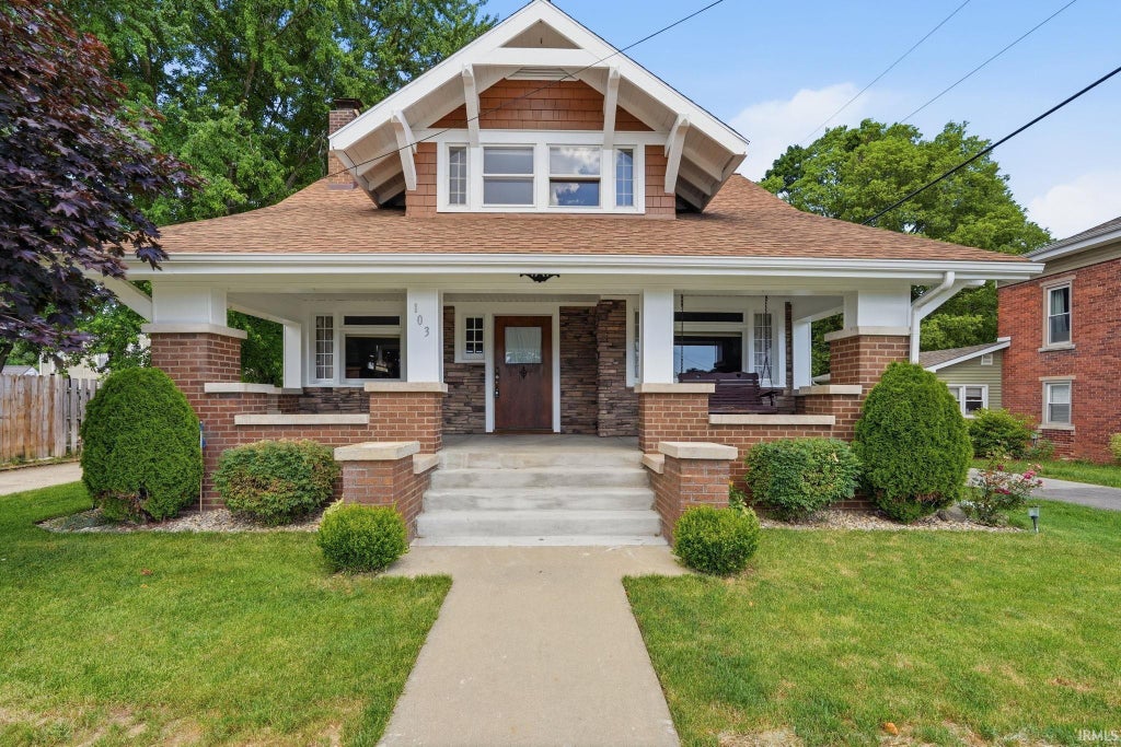 Photo of 103 N Lee Street, Markle, IN 46770 (MLS # 202624120)