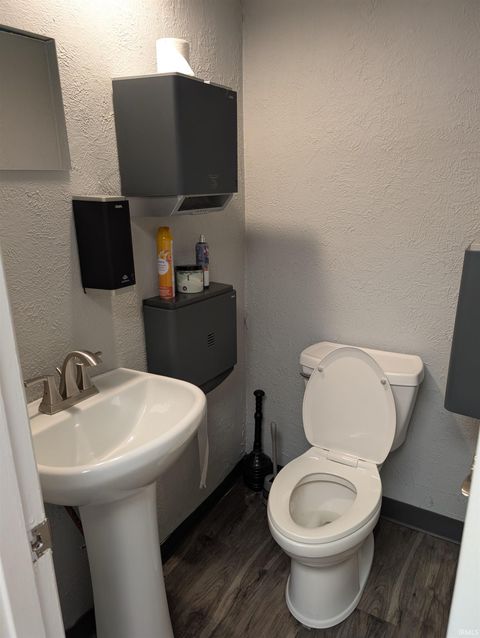 Tiny photo for 417 Arnold Court, Kokomo, IN 46902 (MLS # 202601187)