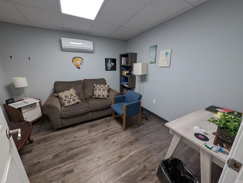 Tiny photo for 417 Arnold Court, Kokomo, IN 46902 (MLS # 202601187)