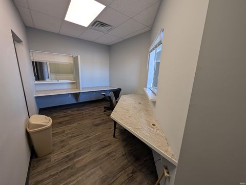 Tiny photo for 417 Arnold Court, Kokomo, IN 46902 (MLS # 202601187)