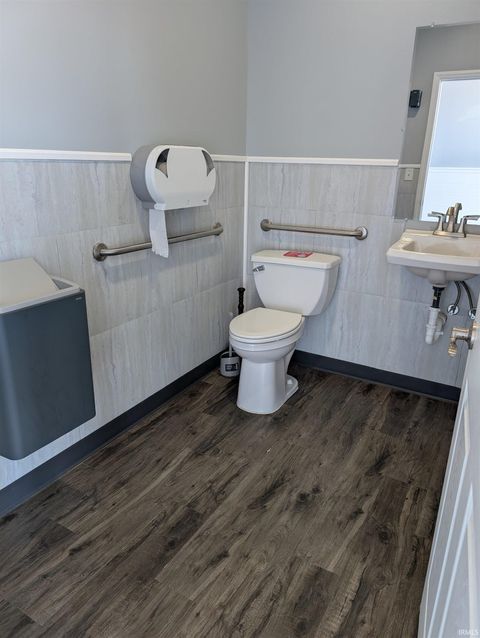 Tiny photo for 417 Arnold Court, Kokomo, IN 46902 (MLS # 202601187)