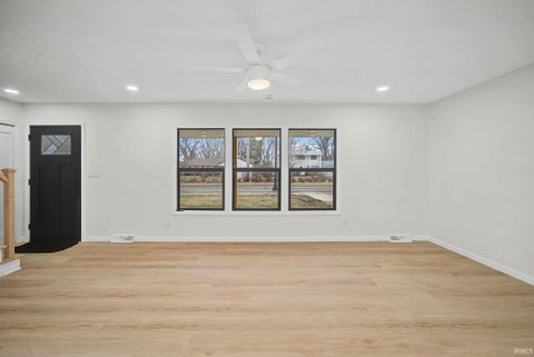 Tiny photo for 749 Cumberland Avenue, West Lafayette, IN 47906 (MLS # 202626682)