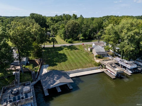 Tiny photo for 5219 E Quiet Water Court, Monon, IN 47959 (MLS # 202615838)