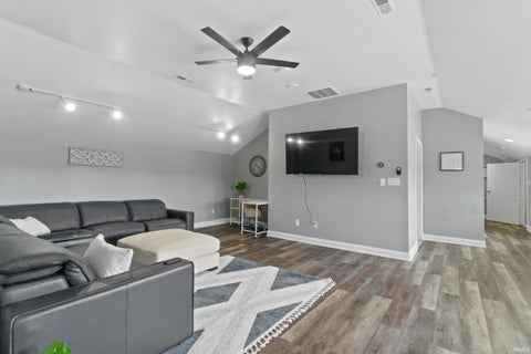 Tiny photo for 616 W Superior Street, Fort Wayne, IN 46802 (MLS # 202633743)