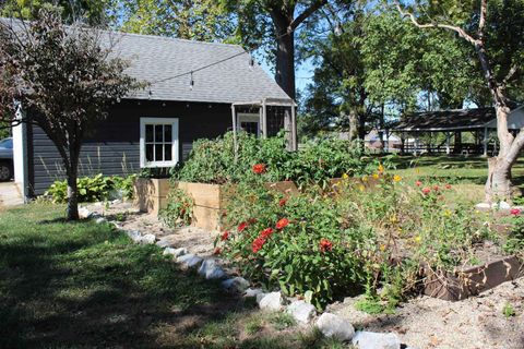 Tiny photo for 408 N Range Street, Wolcott, IN 47995 (MLS # 202542098)