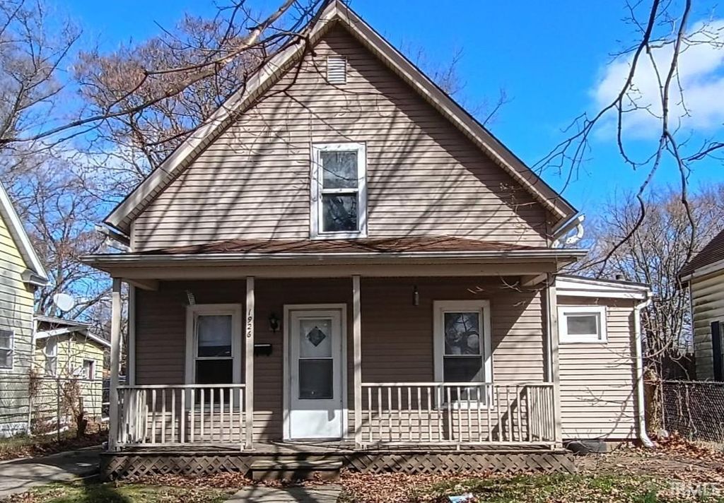 Photo of 1926 Leer Street, South Bend, IN 46613 (MLS # 202621167)