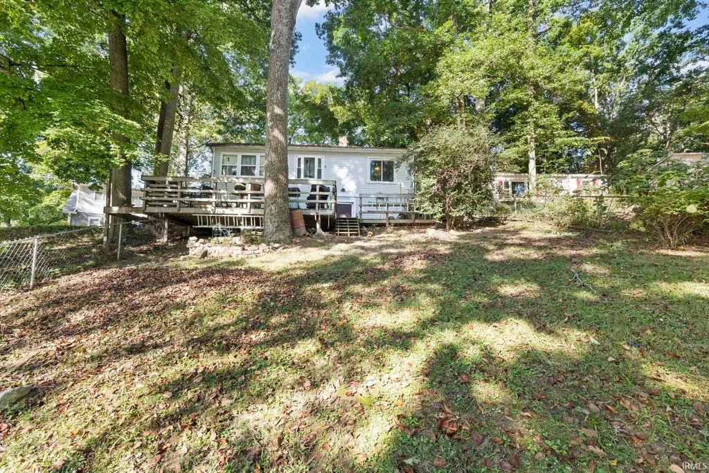 Photo of 8745 N Briarwood Lake West Court, Monrovia, IN 46157 (MLS # 202539354)