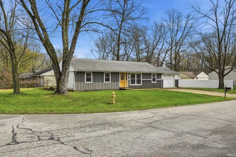 Tiny photo for 104 Creekview Drive, Lafayette, IN 47909 (MLS # 202611305)