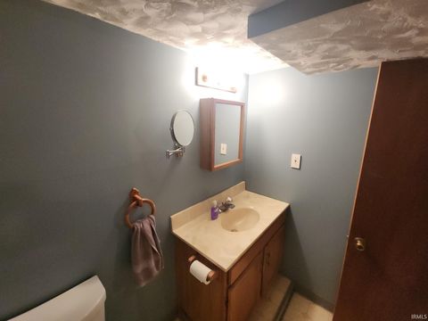 Tiny photo for 4618 Shady Lane, Logansport, IN 46947 (MLS # 202531494)