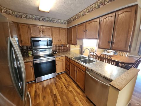 Tiny photo for 4618 Shady Lane, Logansport, IN 46947 (MLS # 202531494)
