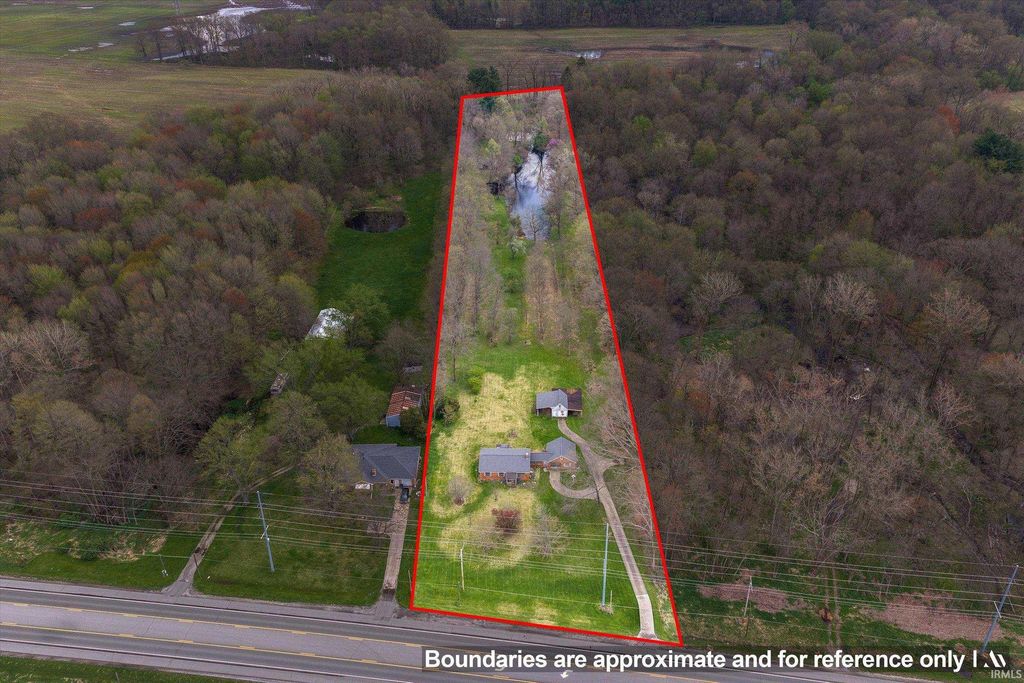 Photo of 64354 US 31 Highway, Lakeville, IN 46536 (MLS # 202613754)