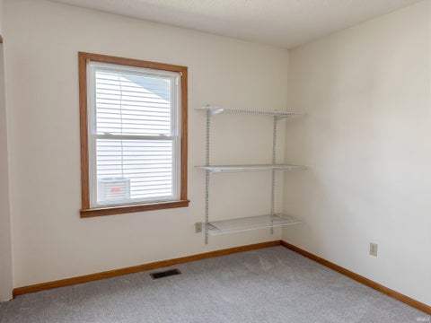 Tiny photo for 2919 Squire Lane, Evansville, IN 47715 (MLS # 202636362)