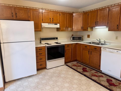 Tiny photo for 2919 Squire Lane, Evansville, IN 47715 (MLS # 202636362)