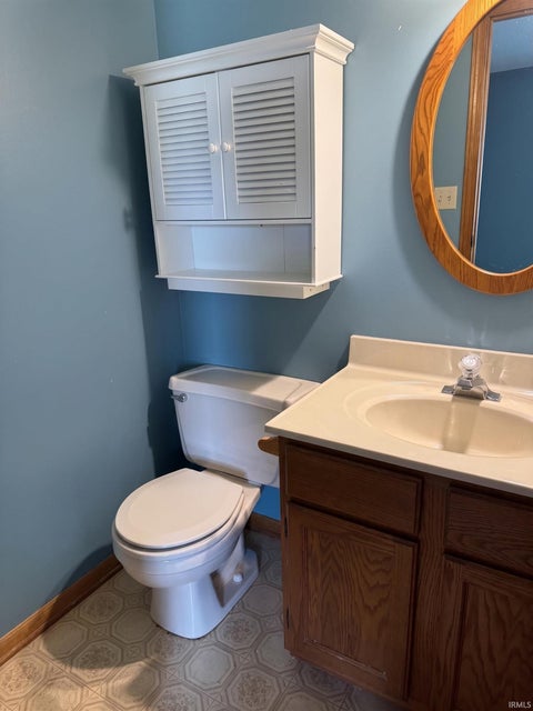 Tiny photo for 2919 Squire Lane, Evansville, IN 47715 (MLS # 202636362)
