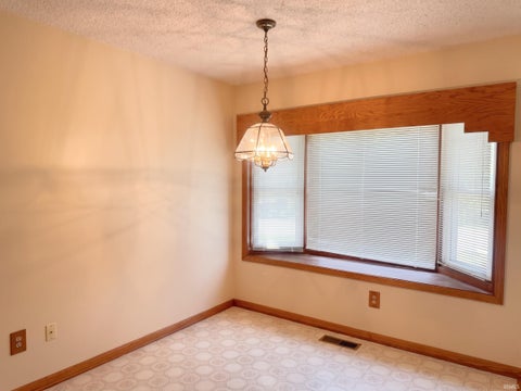 Tiny photo for 2919 Squire Lane, Evansville, IN 47715 (MLS # 202636362)