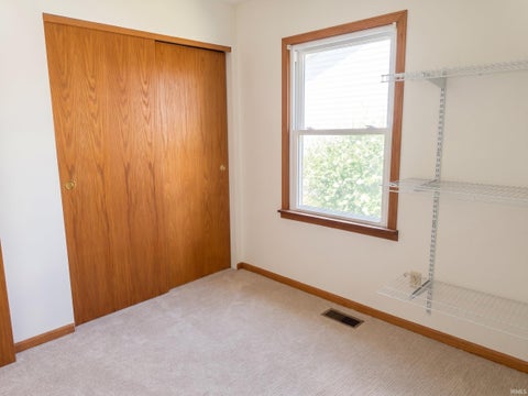 Tiny photo for 2919 Squire Lane, Evansville, IN 47715 (MLS # 202636362)
